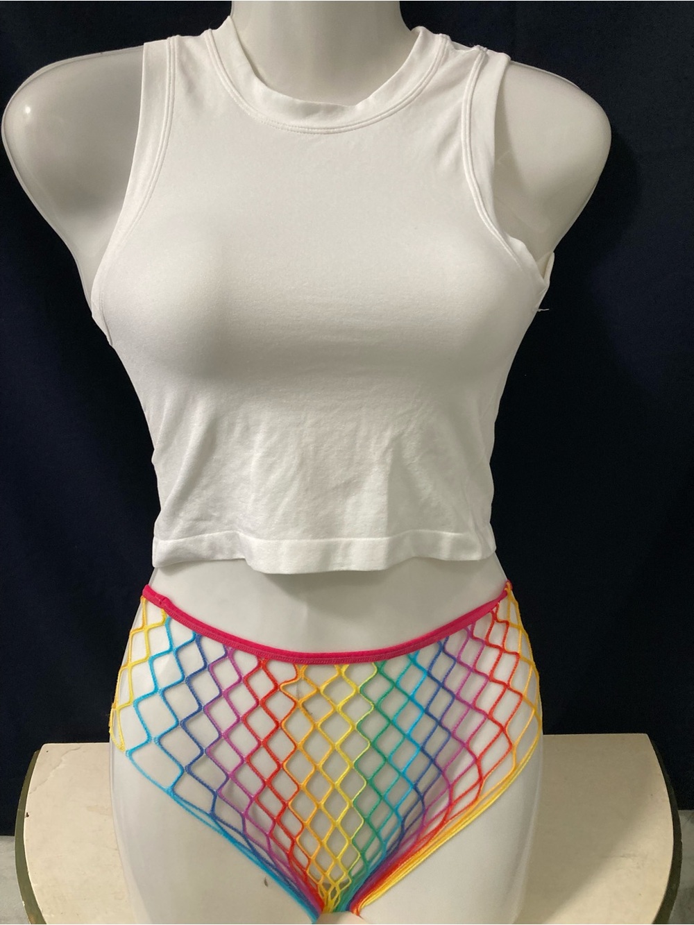 ANWND Classic White Sleeveless Tee - Women Small Size